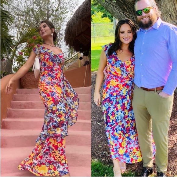 🌿 Red Radiant Ruby Floral Chiffon Asymmetric Dress 🌿 - Picture 13 of 14